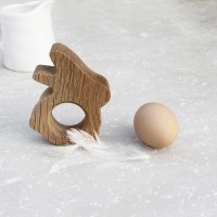 PRODUCTS_HopandPeck_BabyBunny_Egg cup_wood